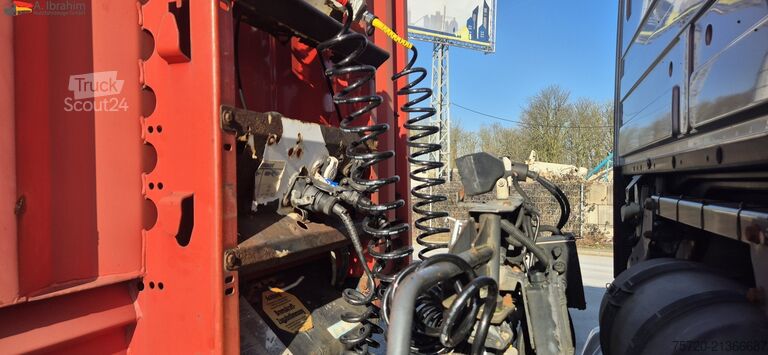 Öppen semitrailer med kapell Krone SD Standardtrailer mit Steckrungen