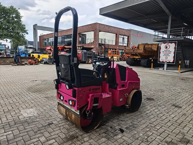 Rouleau Bomag BW 90 SC-5