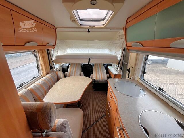 Integrerad husbil HYMER/ERIBA B 614 - Festbett- Klima -  - Solar -