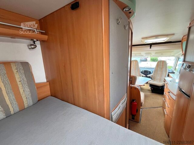 Integrerad husbil HYMER/ERIBA B 614 - Festbett- Klima -  - Solar -