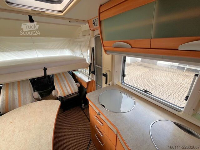Integrerad husbil HYMER/ERIBA B 614 - Festbett- Klima -  - Solar -
