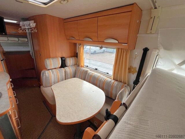 Integrerad husbil HYMER/ERIBA B 614 - Festbett- Klima -  - Solar -