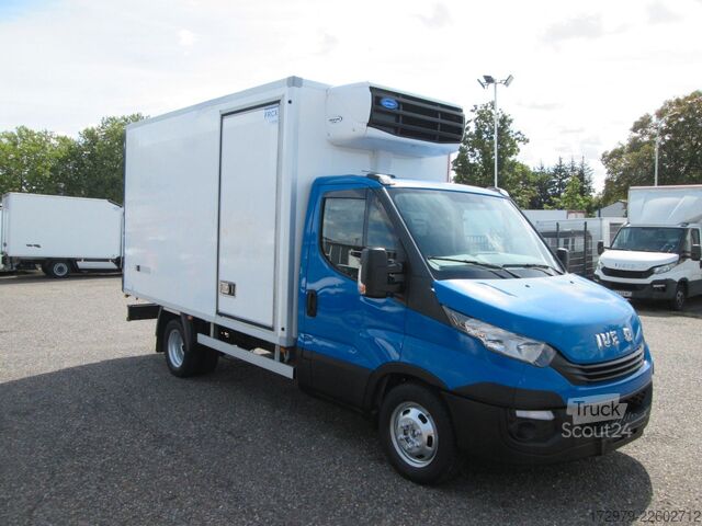 Koelwagen met geïsoleerde laadbak IVECO 35 C14 *Maxi 2xCarrier Kühlkoffer 3.70m*Euro 6*