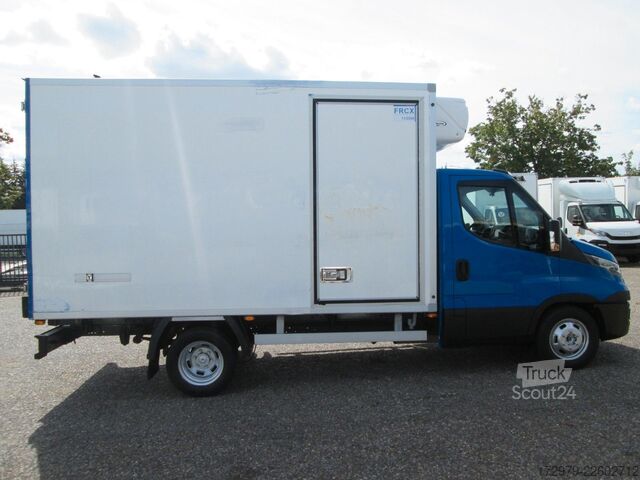 Koelwagen met geïsoleerde laadbak IVECO 35 C14 *Maxi 2xCarrier Kühlkoffer 3.70m*Euro 6*