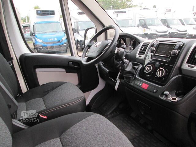 Hűtőfelépítményes furgon FIAT Ducato 130 *Carrier Tiefkühler*Klima*Euro6*