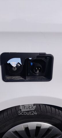 Karavan / motokaravan Mercedes Marco Polo 250d | Luxus Camper | 2 Schlafplätze | Küche + Aufstelldach