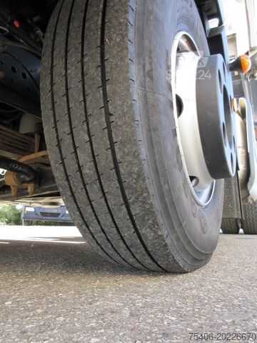 Trīspusēja pašizgāzēja furgons iveco Eurocargo 80-220 Dreiseitenkipper AHK Klima