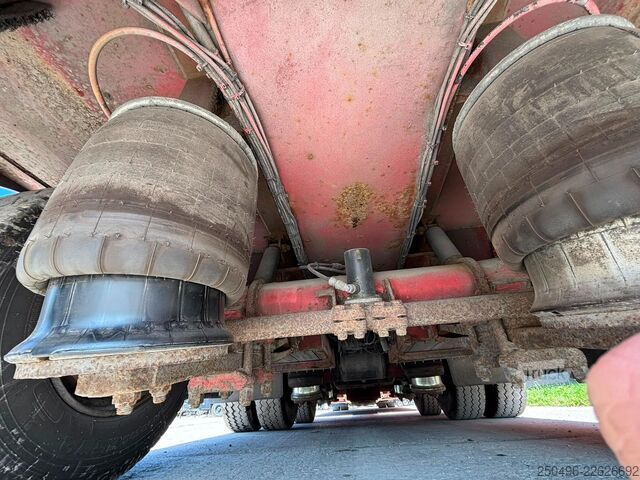 محمل منخفض Broshuis 3AUD-44 EXTENDABLE / LAST AXLE STEERED