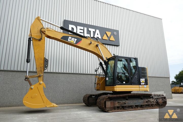 Gosenični bager Caterpillar 325F LCR