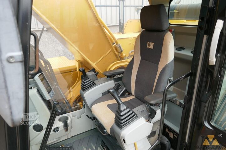 Gosenični bager Caterpillar 336FL