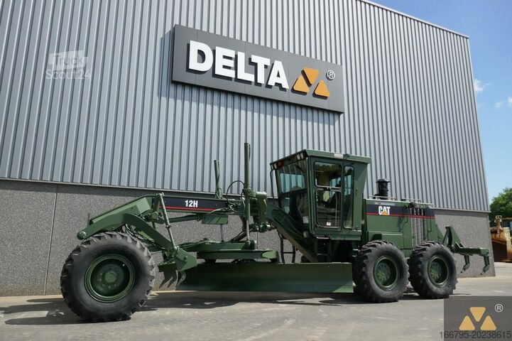 Grader Caterpillar 12H Ex-military