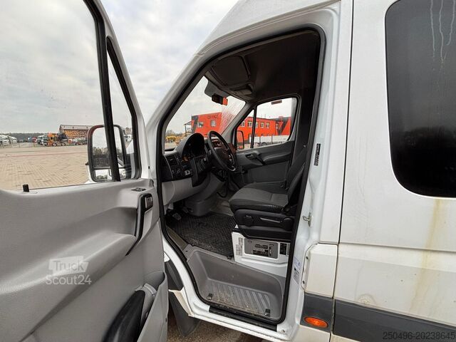 Microbuz Mercedes-Benz Sprinter 516 CDI 4x2 19+1 SEATS