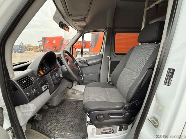 Microbuz Mercedes-Benz Sprinter 516 CDI 4x2 19+1 SEATS