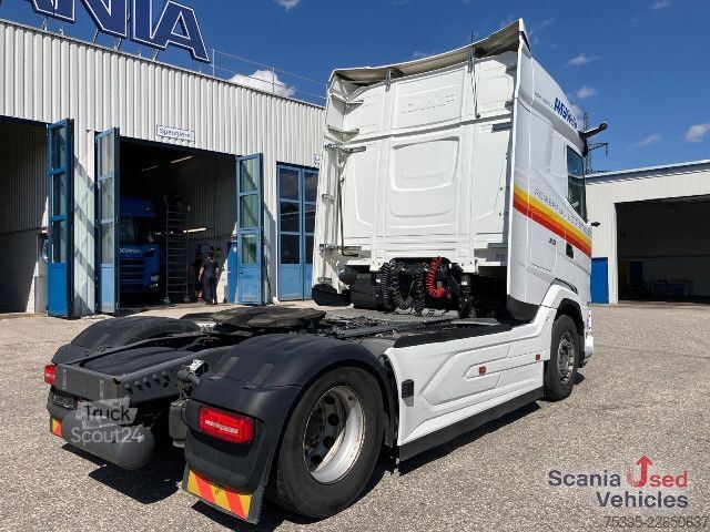 وحدة جرار قياسية DAF XG 480 !!