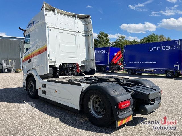 وحدة جرار قياسية DAF XG 480 !!