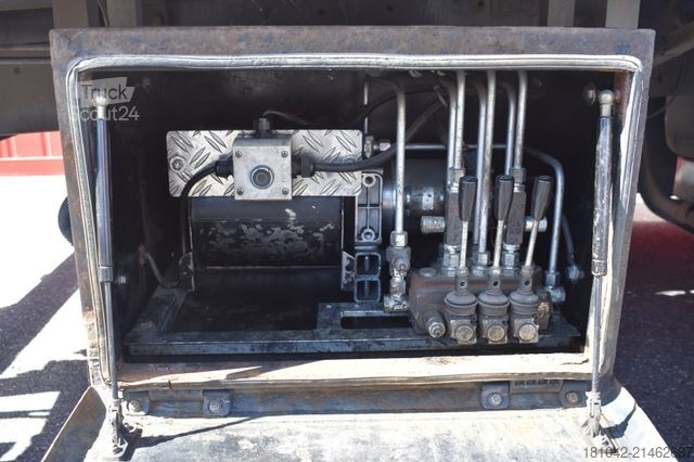 Camion à usage spécial MAN TGS 26.320 3-Achs Transporter - 26t