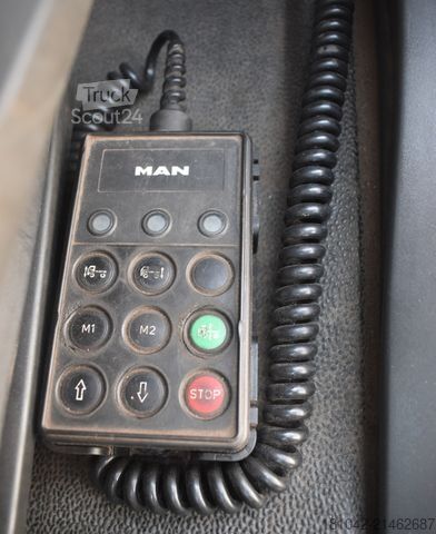 Camion à usage spécial MAN TGS 26.320 3-Achs Transporter - 26t