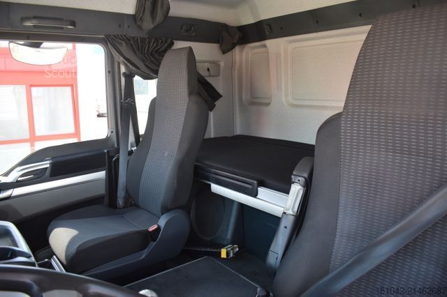 Camion à usage spécial MAN TGS 26.320 3-Achs Transporter - 26t