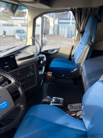 Standaard trekker VOLVO FH500 TC 4x2
