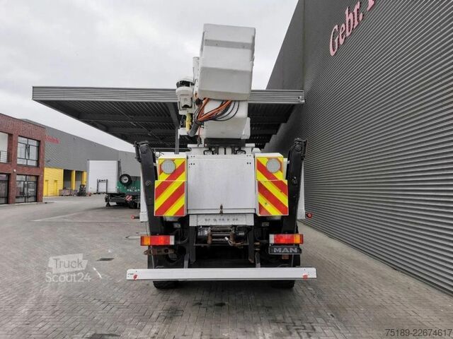 Plate-forme de levage MAN LE 18.280 4x4 Altec TA 60 3 Persons 20.3 meter ...