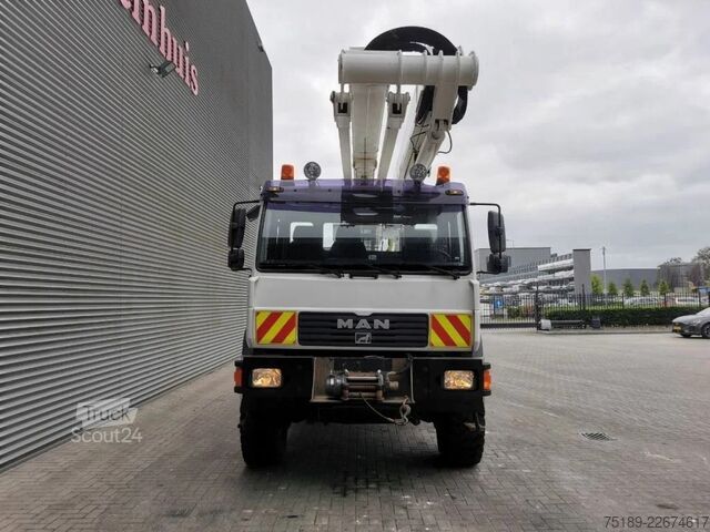 Plate-forme de levage MAN LE 18.280 4x4 Altec TA 60 3 Persons 20.3 meter ...