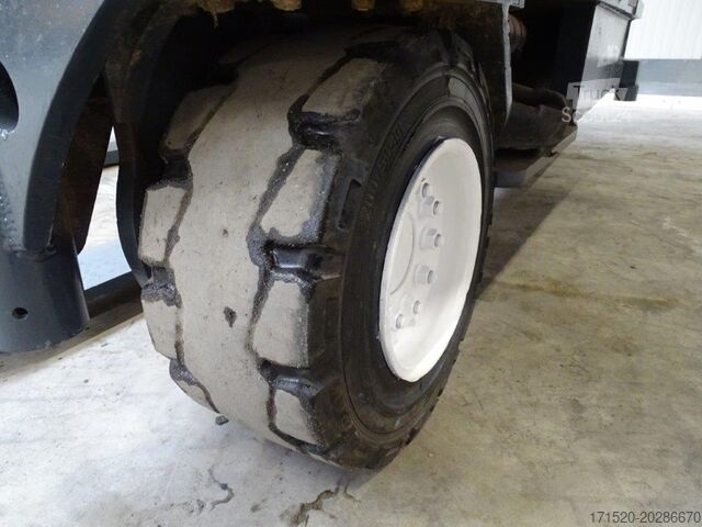 Vierwegestapler Combilift C4000 - TRIPLEX