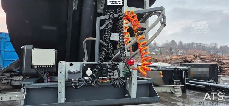 Standard tractor Volvo FH 500 6x4 Tractor w/ 2024 Rojo Tipper Semi