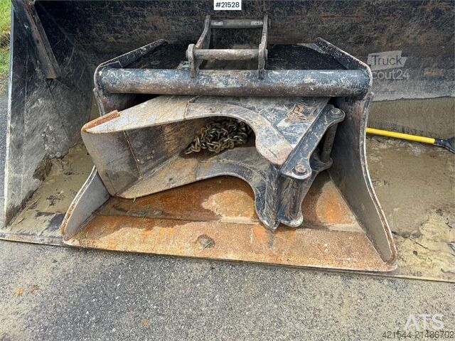 Exkavátor kar Huddig 1260C Backhoe w/ Palfinger crane, Lift, rototilt a