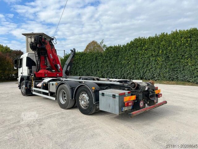 Tovornjak s kavljem za kontejnerje VOLVO VOLVO FM11.450 SCARRABILE CON GRU
