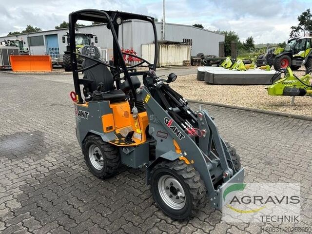 Pagalma iekrāvējs Giant G1200