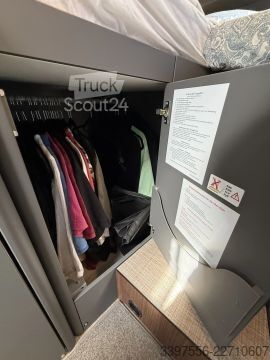 Ολοκληρωμένο αυτοκινούμενο τροχόσπιτο Hymer/Eriba B-Klasse MC I 680 hydr. Hubstützen, Aufbau Klima