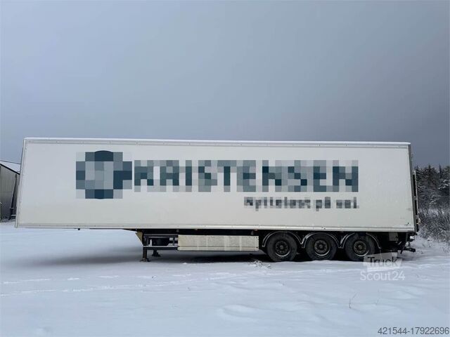 Jäähdytetyt/pakastetut kuljetukset System trailer closed semi w/ Thermo king unit and