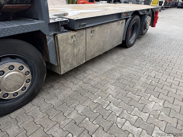 Autocarro con cassone fisso Scania R420 8X2 HMF ODIN 55 t/m Crane