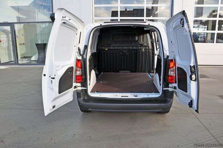 Bestelbus Fiat Doblò L1 Light 1.5 BlueHDi 130 pk S&S Automaat