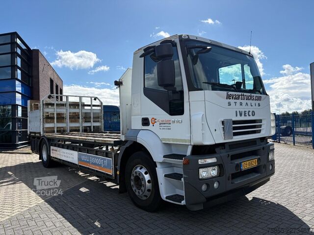 Платформенный трейлер Iveco STRALIS Plateau + Lift / Euro 5 / NL Truck