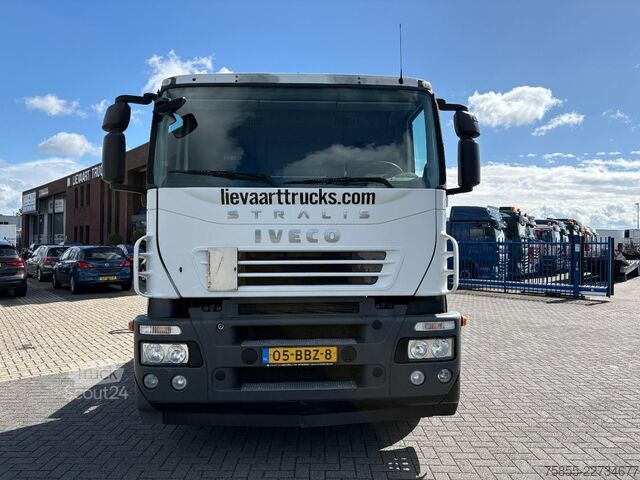 Платформенный трейлер Iveco STRALIS Plateau + Lift / Euro 5 / NL Truck