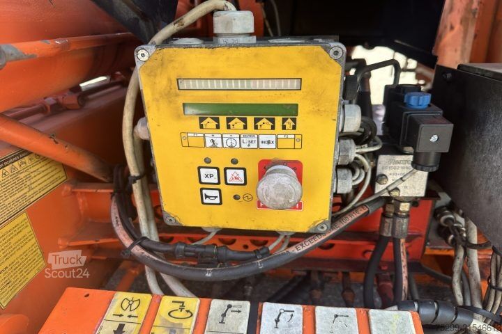 Gru montata su autocarro  Kranpalette F210A.24 / Swiss-Vehicle