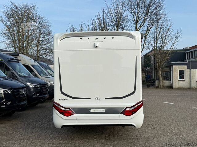Halv-integral Hymer GT-S 685 Mercedes