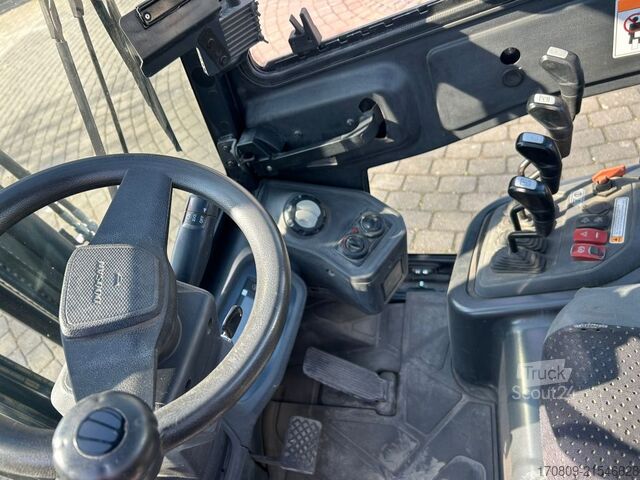 Carrello elevatore frontale Doosan D30S-9