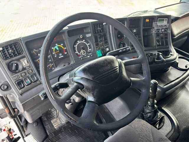 Avoin runko Scania R 114 6x2 PK 24500 / PLATFORM L=6878 mm