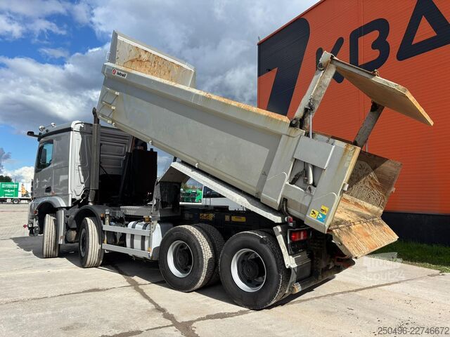 Tipper Mercedes-Benz Arocs 3258 8x4 RETARDER / BOX L=5542 mm