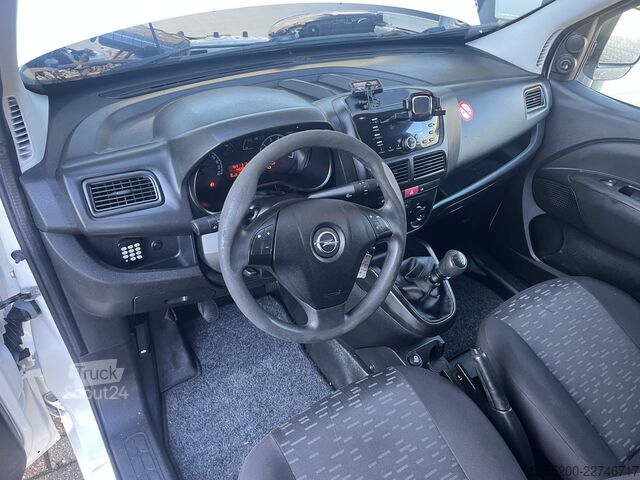 Korkeakattoinen farmari Opel Combo 1.4 CNG L1H1 ecoFLEX Motor Defect  Airco ...