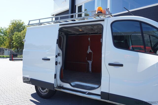 Furgone Renault Trafic 2.0 dCi 130PK EURO 6 Airco - Navi - Crui...