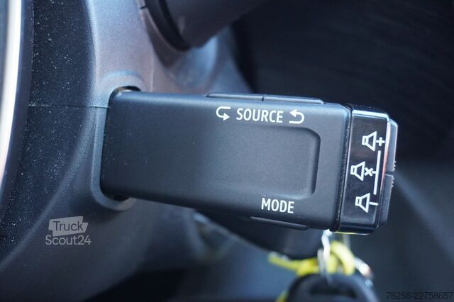 Furgone Renault Trafic 2.0 dCi 130PK EURO 6 Airco - Navi - Crui...