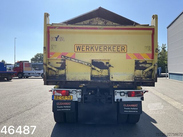 Volquete con grúa Scania P 400 8x4 Retarder HMF 16 Tonmeter Z-kraan
