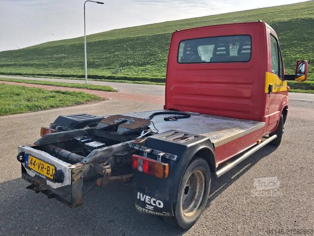 Iveco Daily 40C13 * N1 * 2,8 ltr * Rijbewijs B E * Handgeschakeld * Iveco Daily 40C13 * N1 * 2.8 ltr * B  E Rijbewijs * M...