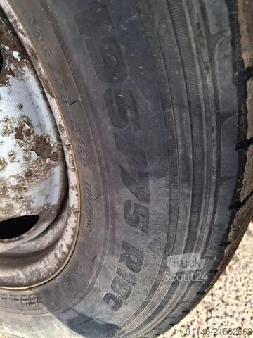 Iveco Daily 40C13 * N1 * 2,8 ltr * Rijbewijs B E * Handgeschakeld * Iveco Daily 40C13 * N1 * 2.8 ltr * B  E Rijbewijs * M...