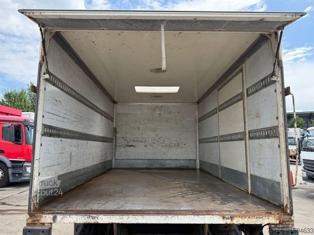 Box van MERCEDES-BENZ ATEGO 815 Koffer 4,30 m Ladebordwand 1,5 T*AHK