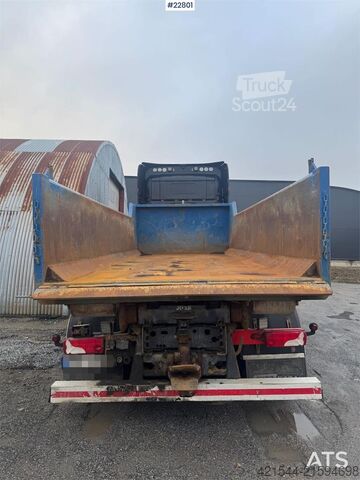 Sistema a braccio con gancio Scania R620 6x2 hooklift truck with Joab hook.