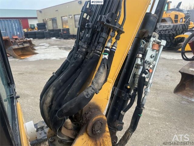 Miniescavatore CAT 303.5ECR excavator w/ 2 buckets and tiltrotator –